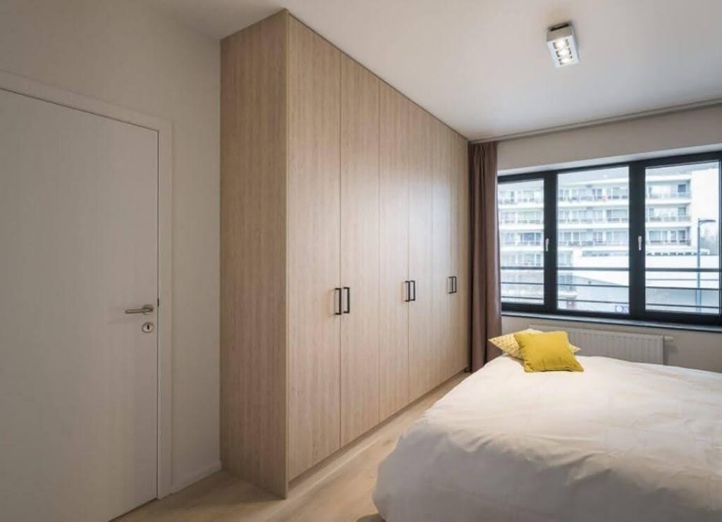 De interieurtrends van deze zomer volgens Van Damme Interior | Dressing, inbouwkast en haardwand op maat