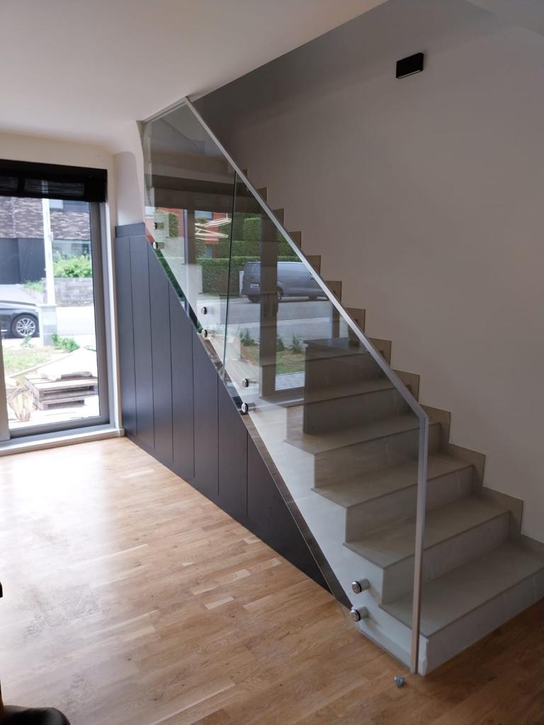 Keukens | Dressing, inbouwkast en haardwand op maat