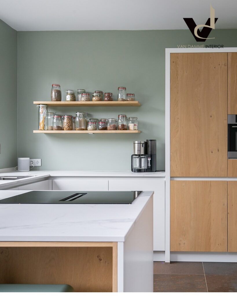 Van Damme Interior | Dressing, inbouwkast en haardwand op maat