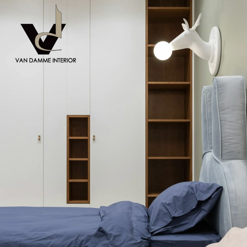 Van Damme Interior | Dressing, inbouwkast en haardwand op maat