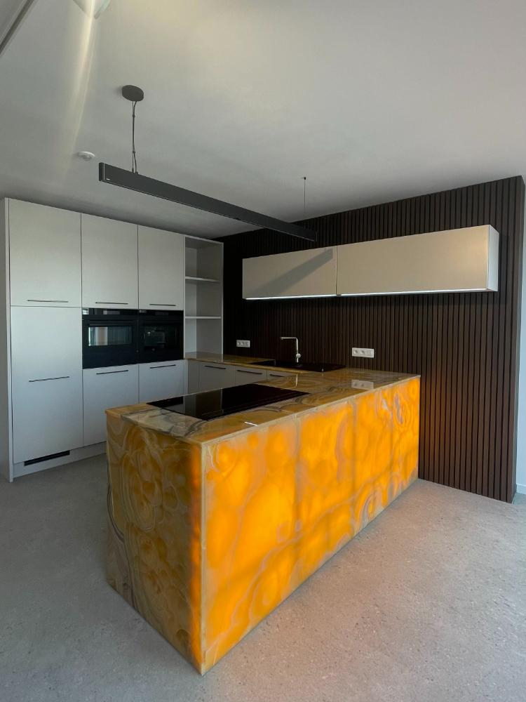 Keuken | Dressing, inbouwkast en haardwand op maat