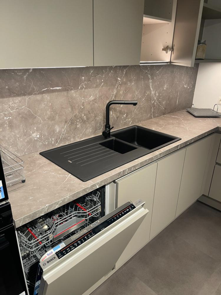 Keuken | Dressing, inbouwkast en haardwand op maat