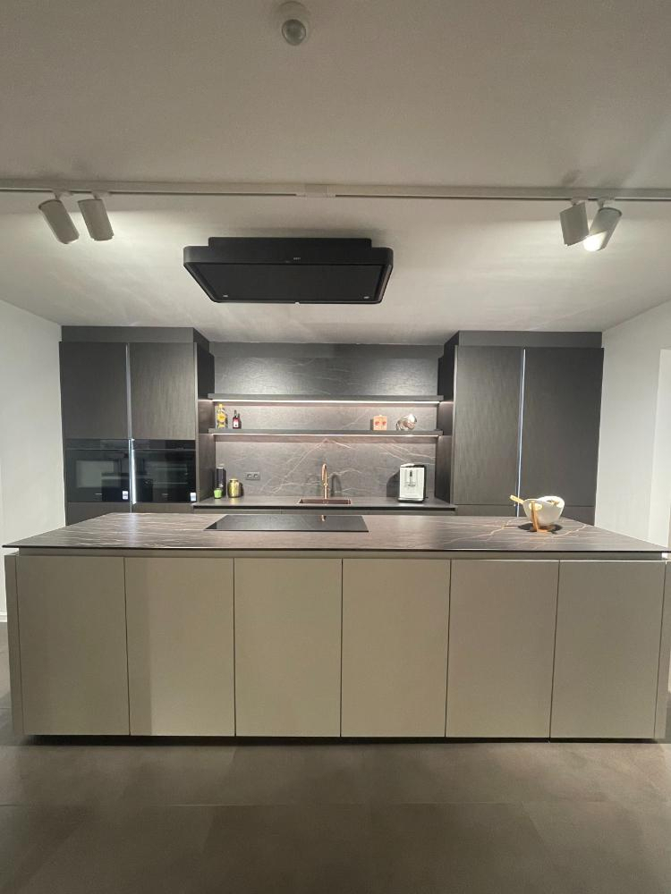 Keuken | Dressing, inbouwkast en haardwand op maat