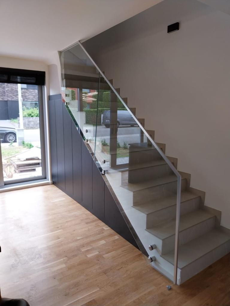Meubels op maat 2 | Dressing, inbouwkast en haardwand op maat