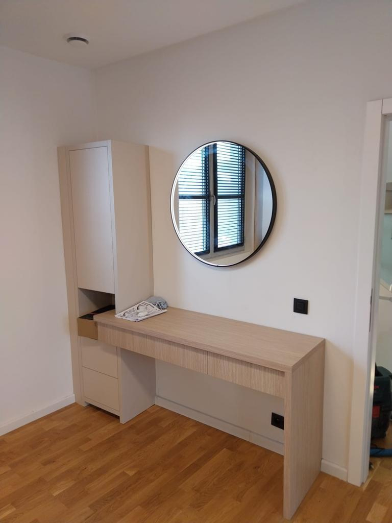 Meubels op maat 2 | Dressing, inbouwkast en haardwand op maat