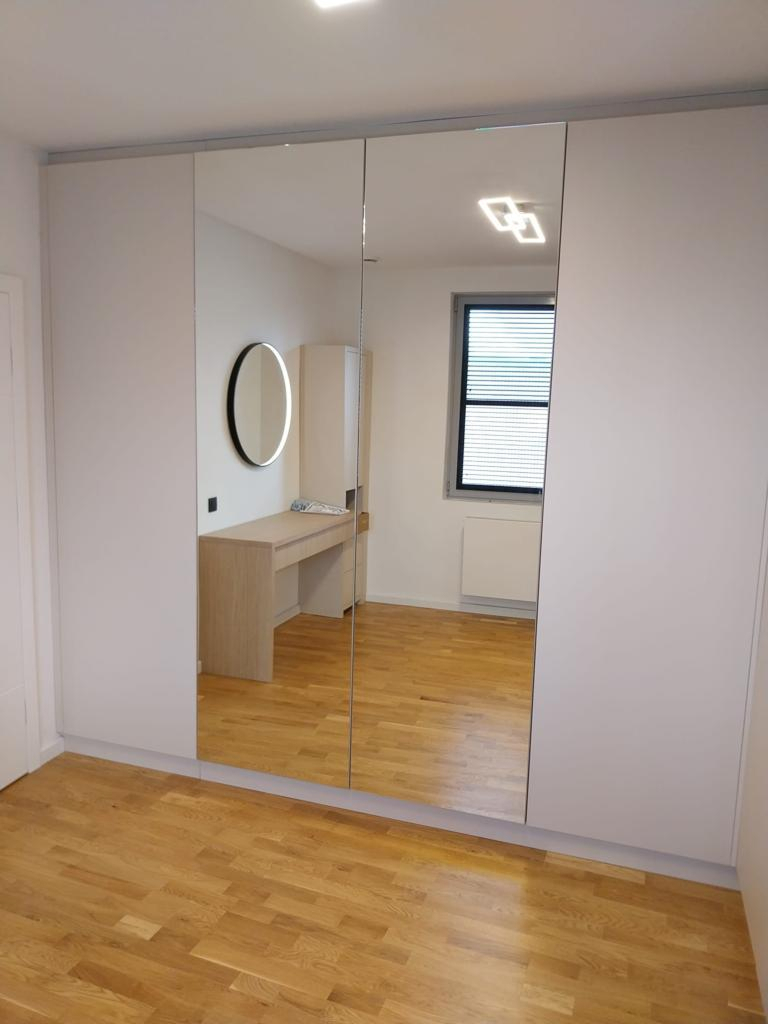 Meubels op maat 2 | Dressing, inbouwkast en haardwand op maat