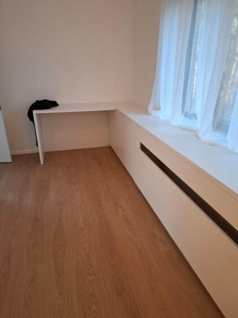 Meubels op maat 1 | Dressing, inbouwkast en haardwand op maat
